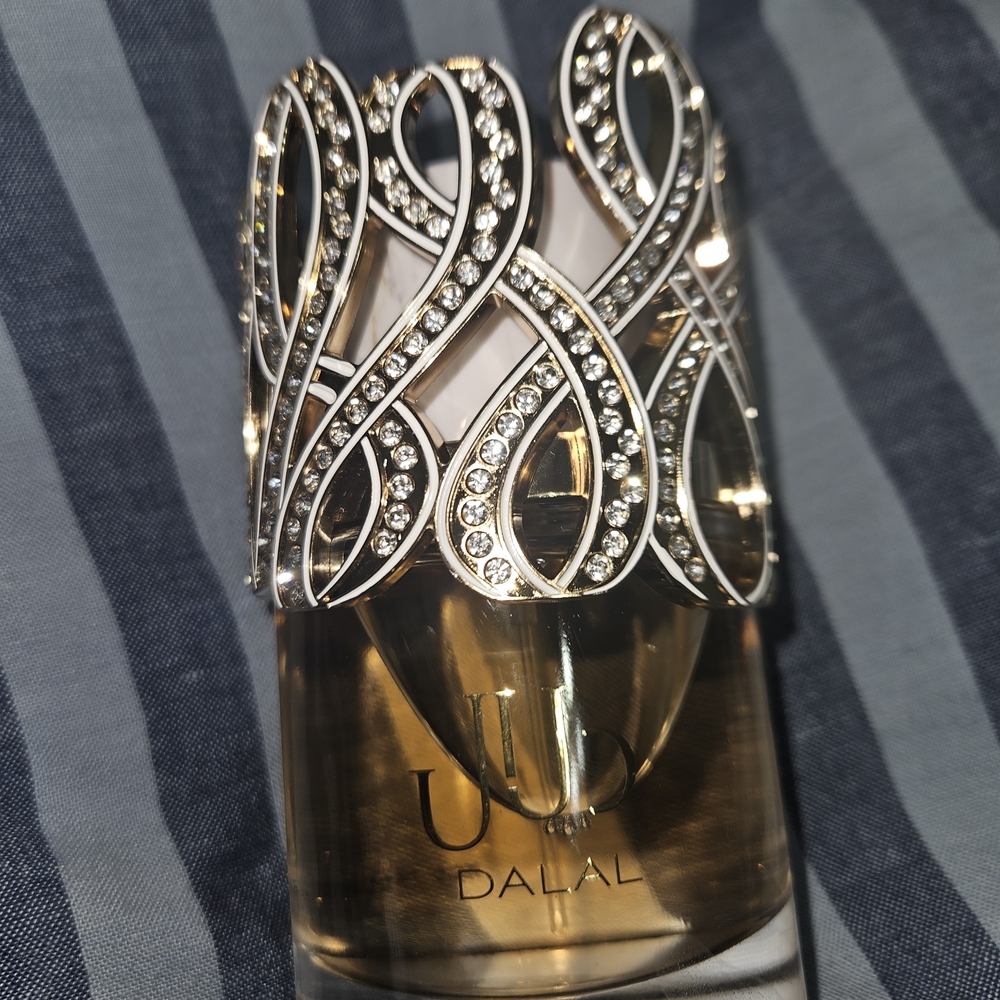 Dalal Perfume (99% Full)